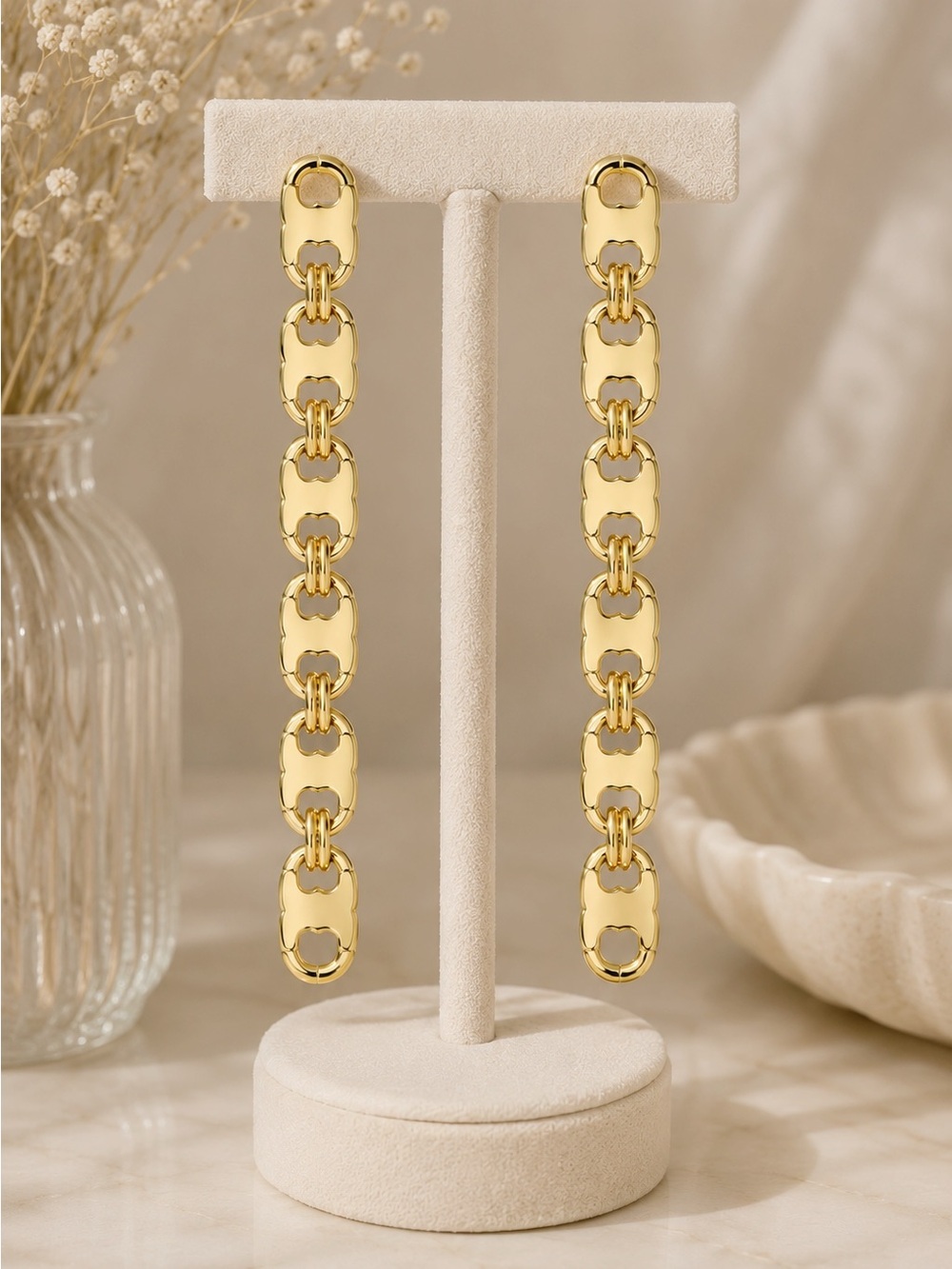 Tory Burch Logo Gemini Chain Link Linear earrings in gold. - Picture 3 of 6